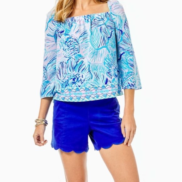 Lilly Pulitzer Pants - NWT Lilly Pulitzer Arabeth scallop shorts corsica blue